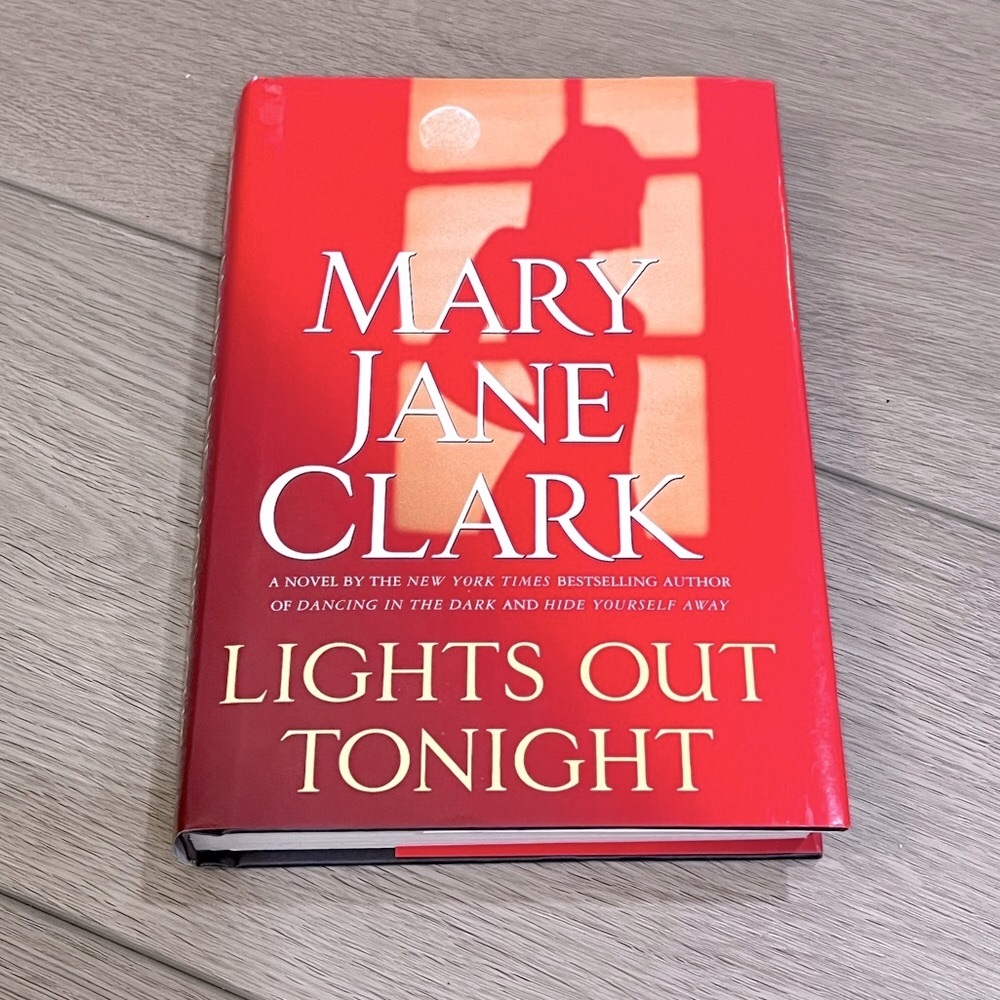 3/$15 Lights Out Tonight by Mary Jane Clark Hardcover Book NY Times Bestseller